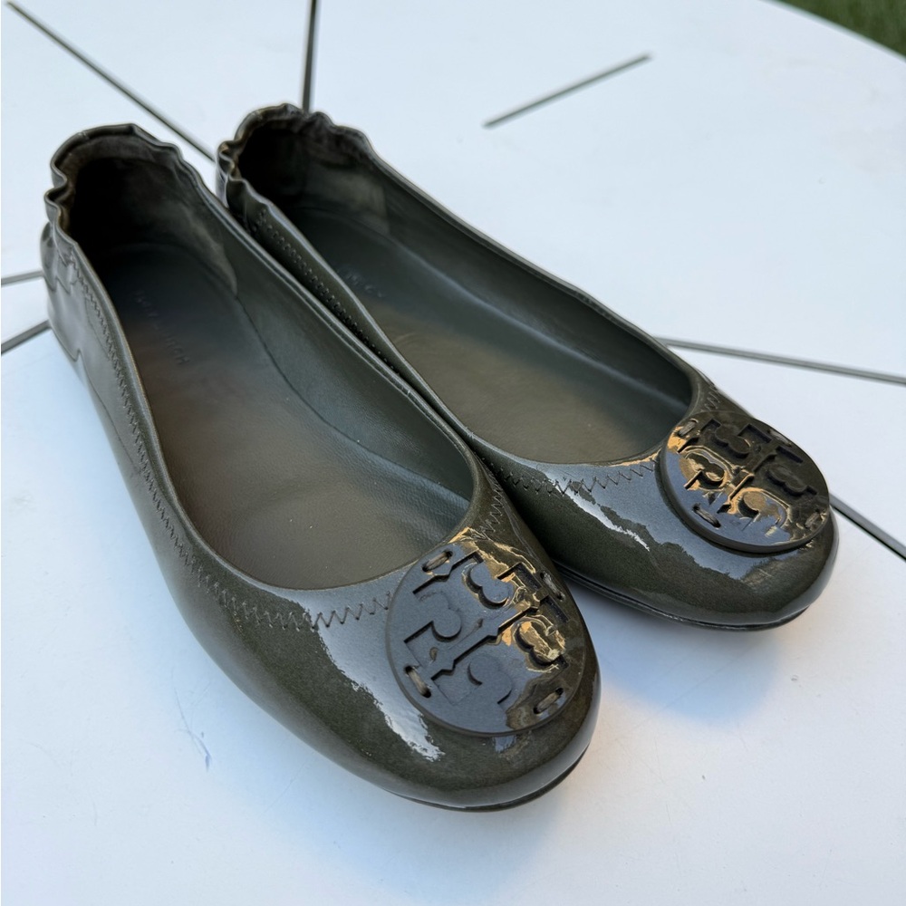 Tory Burch Minnie Travel Ballet, Patent Leather, Leccio,‎ STORE DISPLAY, NO BOX